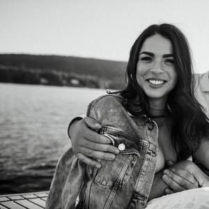 Meet your Posher, Elisabeth